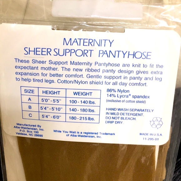 Liz Lange dress & Support hoses - Picture 6 of 7